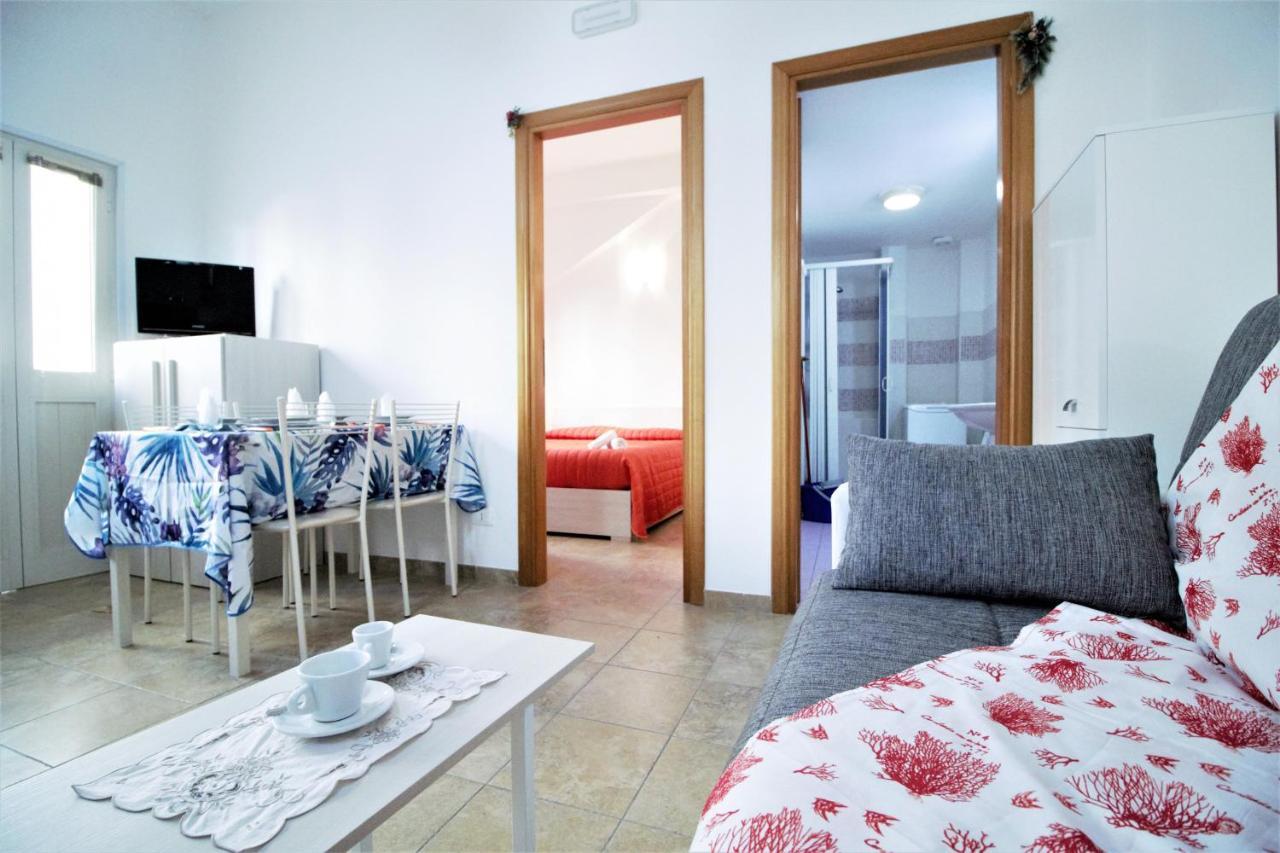 Holidaycasa Sebastiano - Grazioso Bilocale A 150 Mt Dal Mare Sperlonga Exterior foto