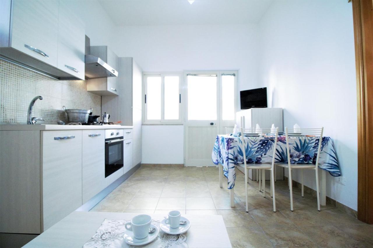 Holidaycasa Sebastiano - Grazioso Bilocale A 150 Mt Dal Mare Sperlonga Exterior foto